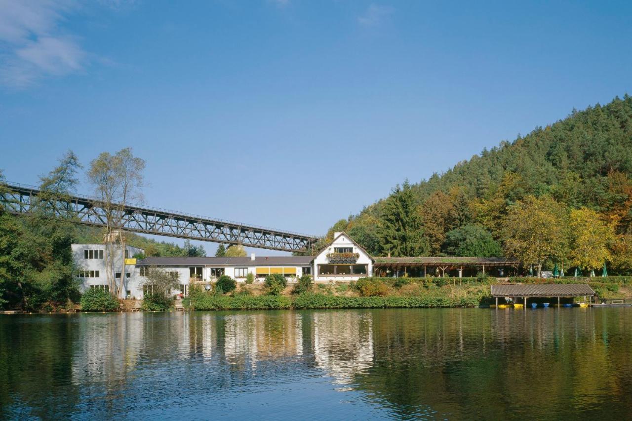 Seehaus Forelle Haeckenhaus Ramsen Buitenkant foto
